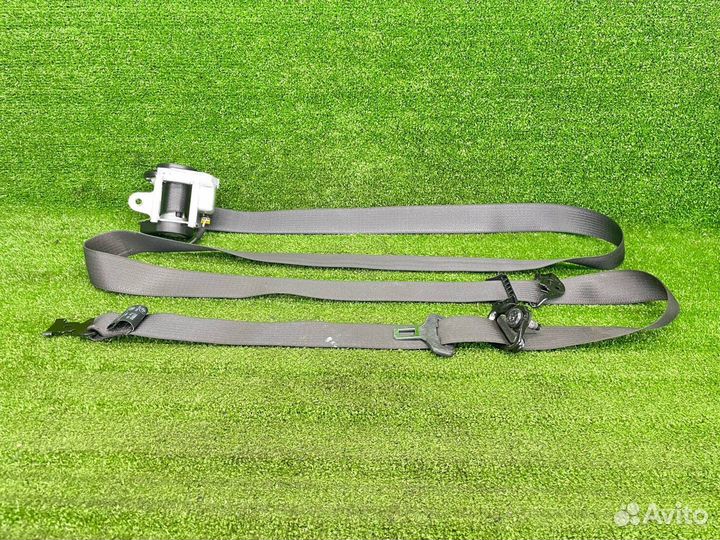 Ремень безопасности правый Opel Astra J 2012