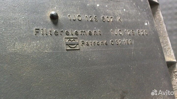 Корпус воздушного фильтра Audi A3 (8L1), 1996