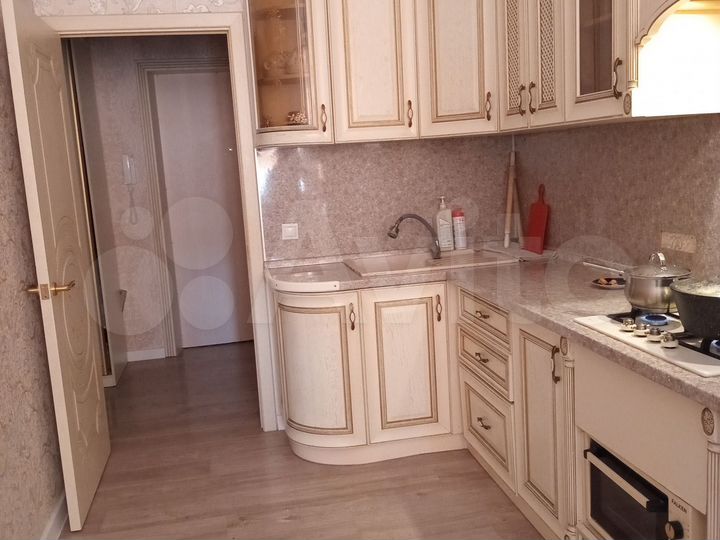 3-к. квартира, 64 м², 6/6 эт.