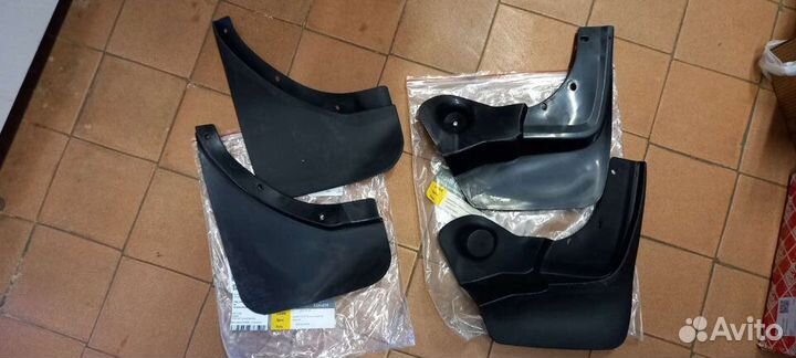 Брызговики Renault Duster Nissan Terrano