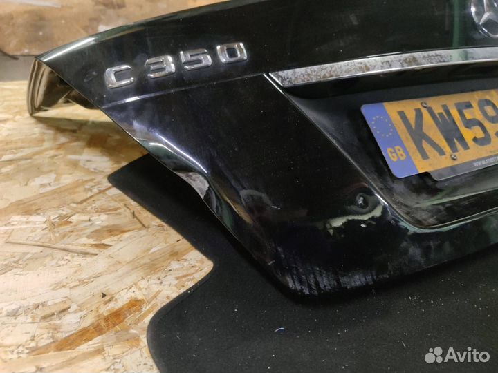 Крышка (дверь) багажника Mercedes-Benz C-Класс