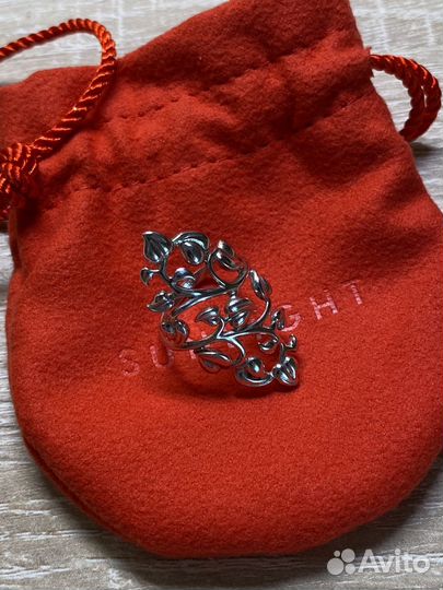 Серебряное кольцо