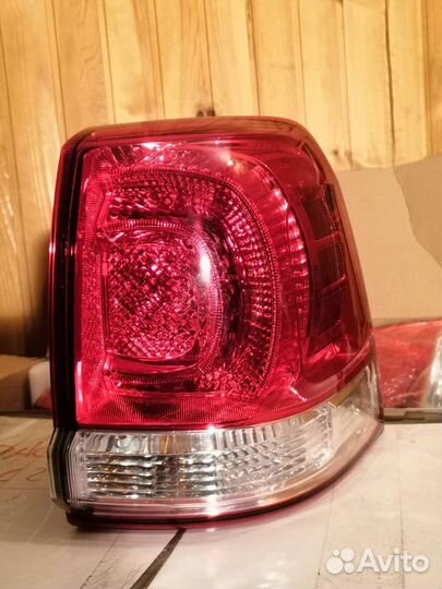 Задние фары Land Cruiser 200 2007-2015 гг