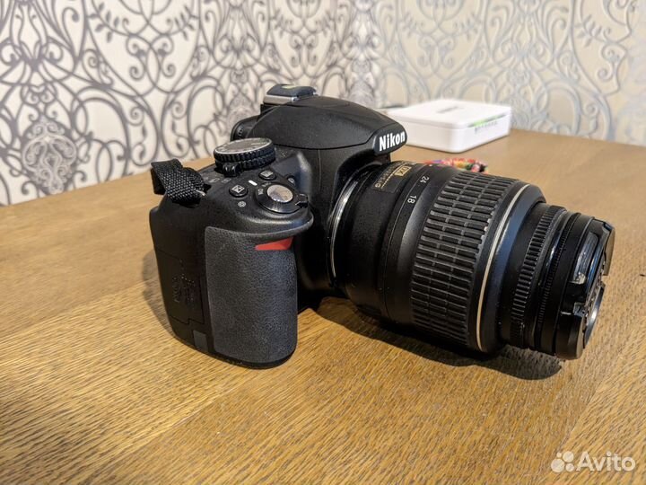 Зеркальный фотоаппарат Nikon D3100