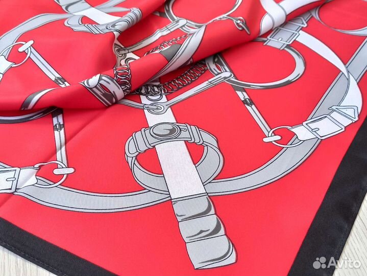 Платок Шелковый Турция красный с черным