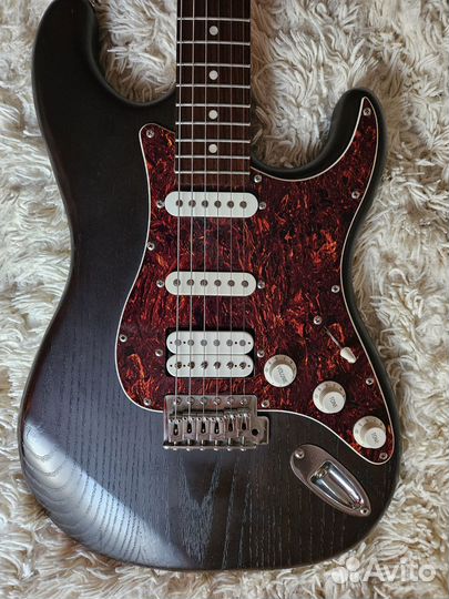 Электрогитара fender stratocaster