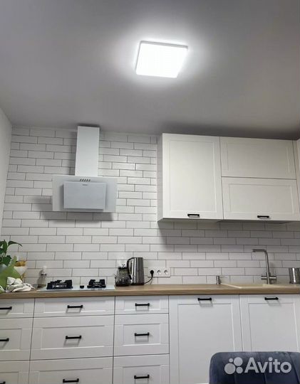 Светодиодный потолочный светильник LED накладной