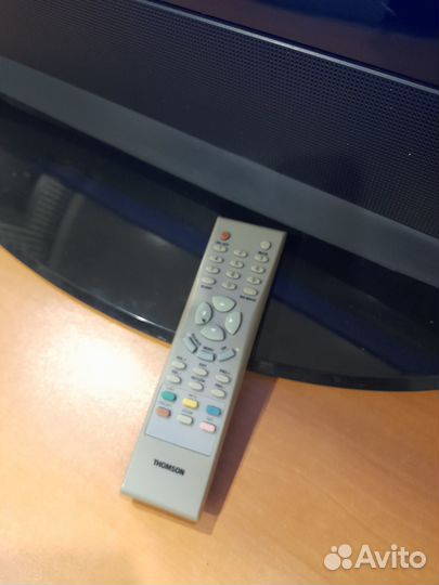 Телевизор Thomson 100см