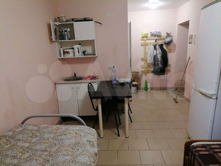 Комната 14 м² в 1-к., 1/5 эт.