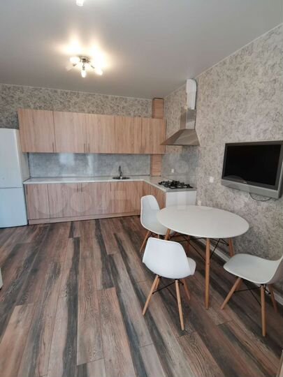 2-к. квартира, 61 м², 2/11 эт.