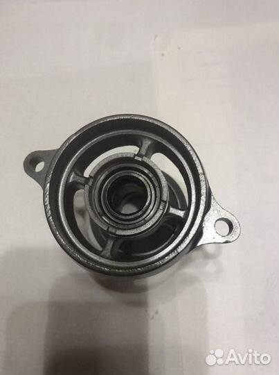 Обойма гребного вала Suzuki DT 8-9.9