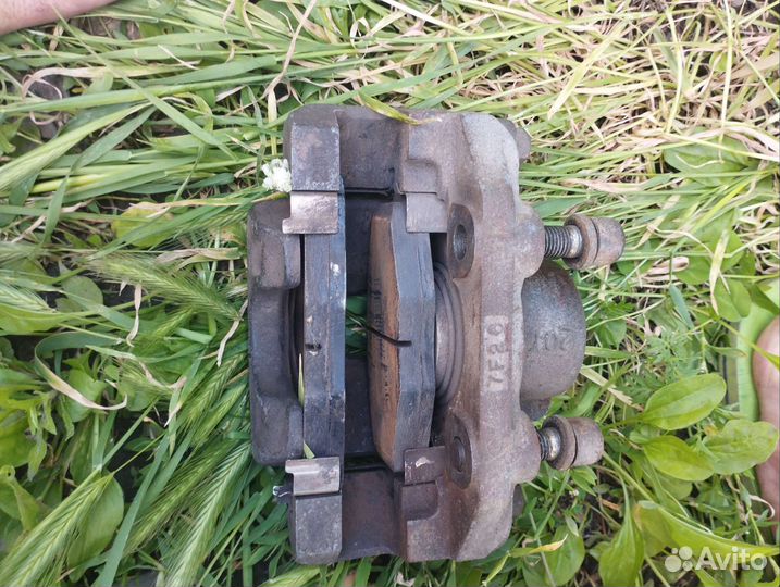 Суппорт Шевроле Ланос