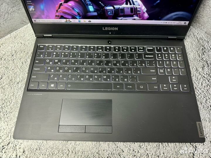 Игровой ноутбук Lenovo на Core i5-9300H/ 1650