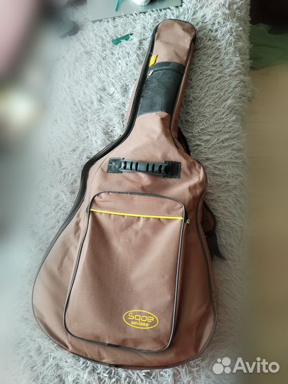 Акустическая гитара