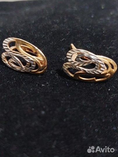 Золотые серьги