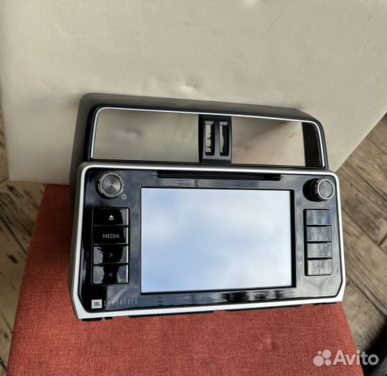 Магнитола Toyota Land Cruiser Prado 150 JBL