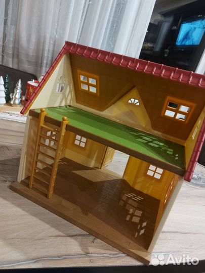 Кукольный домик