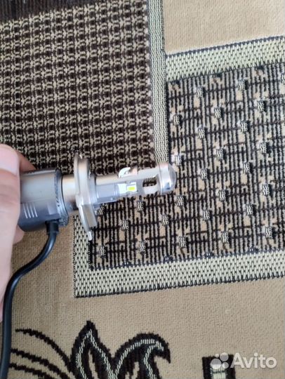 Лампочки с линзой h4