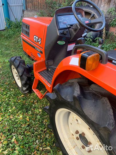 Мини-трактор Kubota GT3, 2014