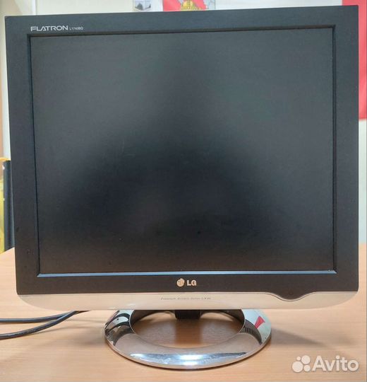 Монитор LG flatron L1740BQ Premium Aristic LX40