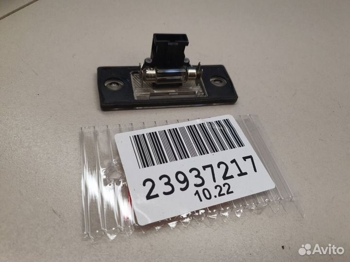 Фонарь подсветки номерного знака Porsche Cayenne 9