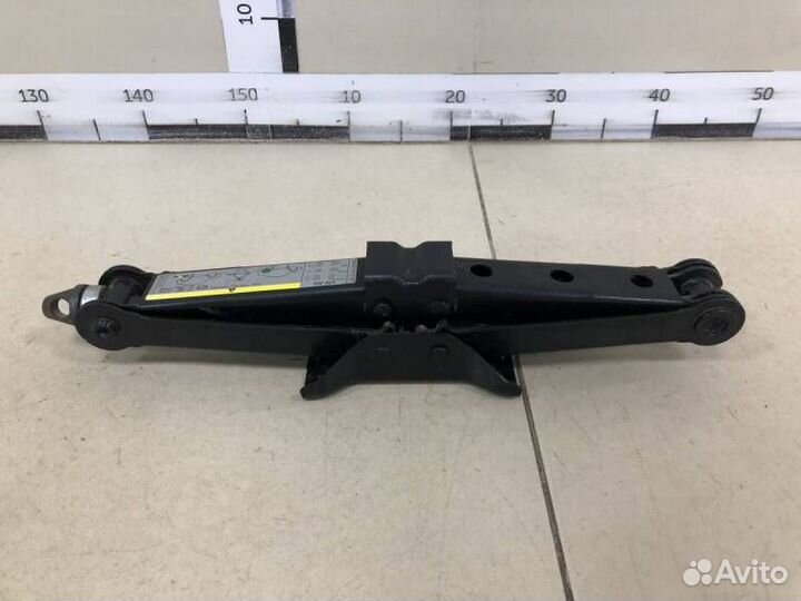 Домкрат Volkswagen Polo Sed RUS 2011