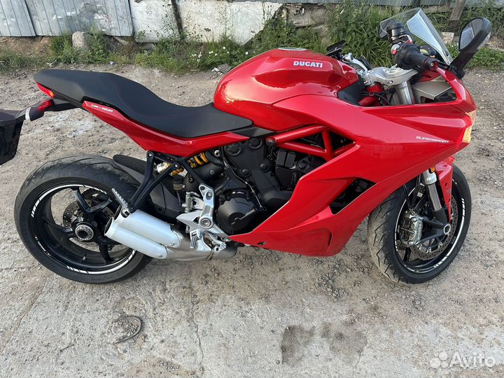Ducati super sport