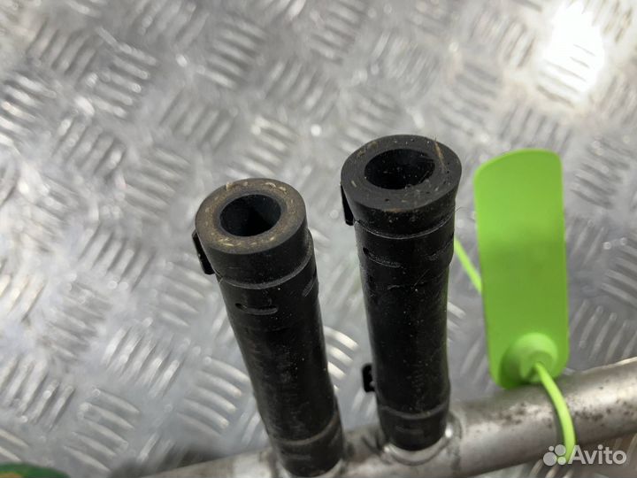 Трубка охлаждающей жидкости металлическая Audi A8