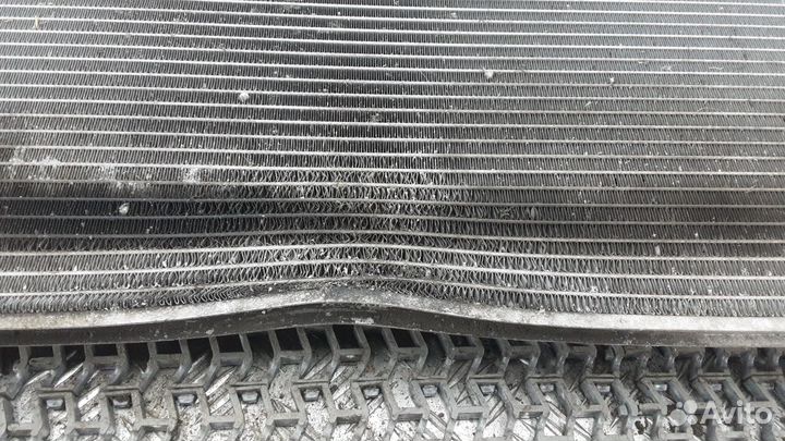 Радиатор (основной) Kia Carens 3 2008 253101D110