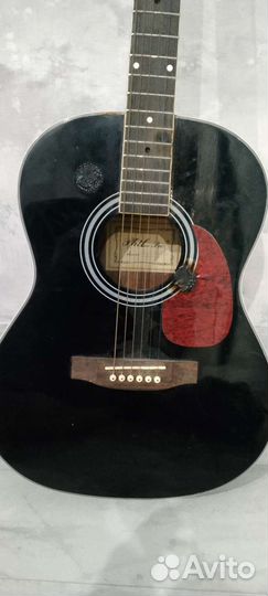 Акустическая гитара