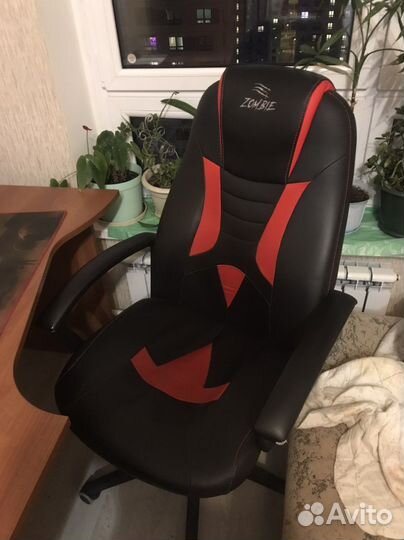 Компьютерное кресло