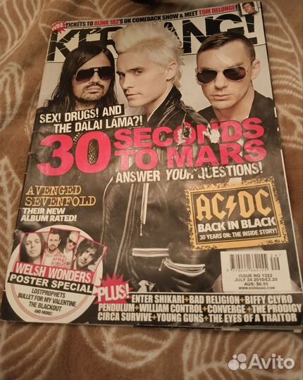 Kerrang / july 24 2010 / no 1322