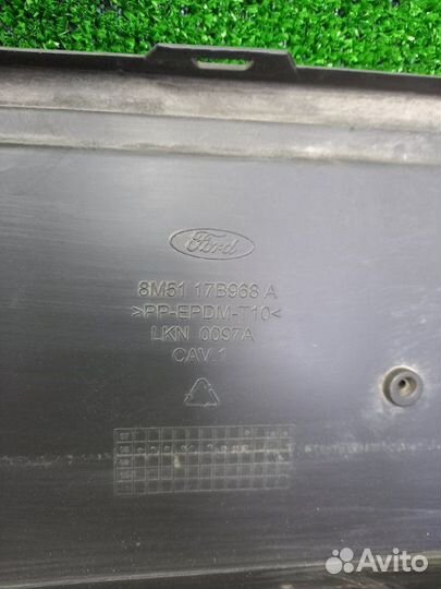 Решетка в бампер Ford Focus CB4 qqdb 2009