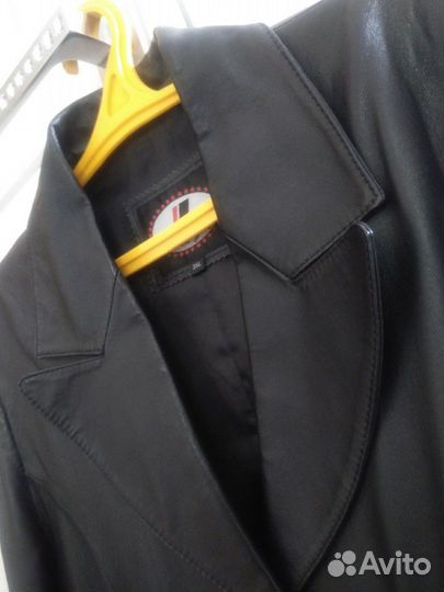 Кожанный плащь