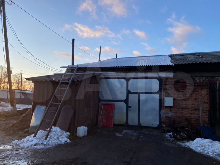 Гараж, > 30 м²