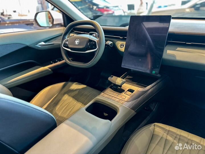 Changan Lamore 1.5 AMT, 2023