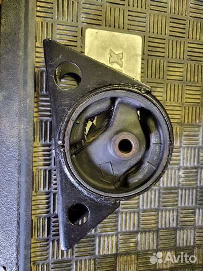 Подушки двигателя на ниссан примера Р11 рестайлинг