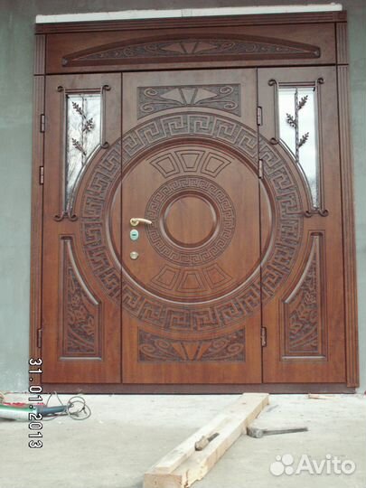 Входные двери двухстворчатые художественная резьба
