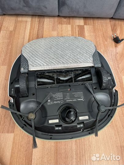 Робот пылесос