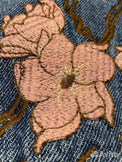 Джинсы Palace x Evisu