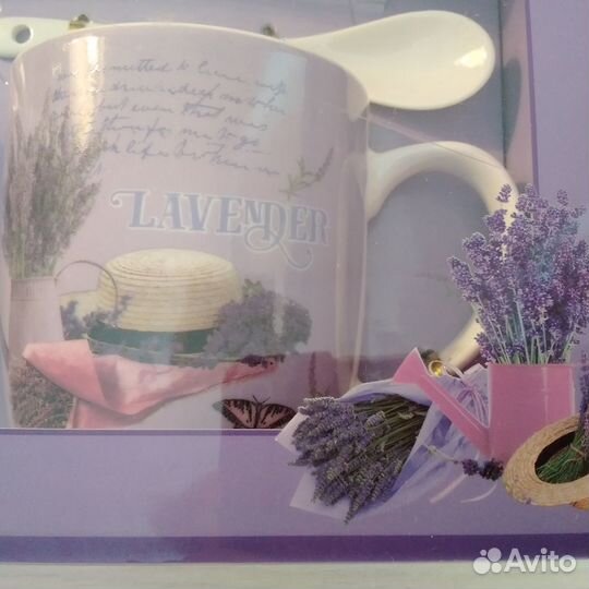 Набор чашек с блюдцами 