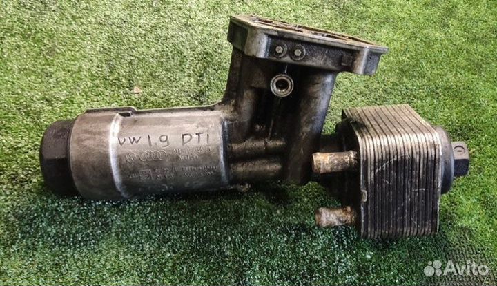 Корпус масляного фильтра Volkswagen Sharan дизель