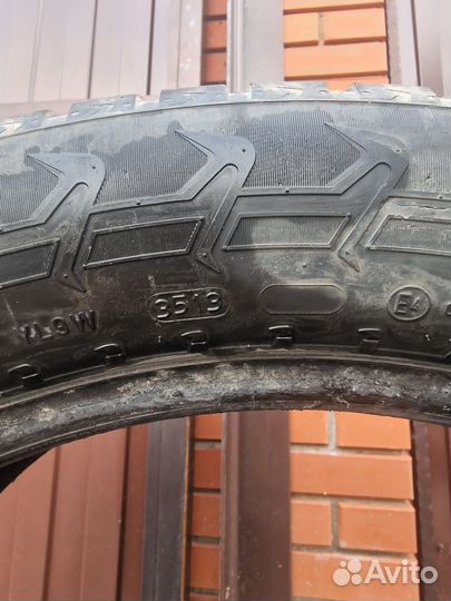 Nokian Tyres Hakkapeliitta 9 SUV 275/50 R22