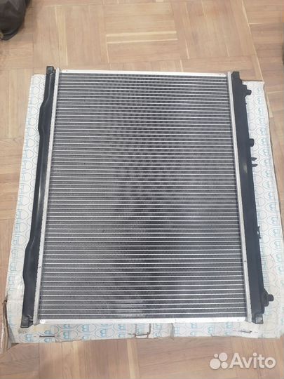 Радиатор Sorento 02-09 termal 336773T