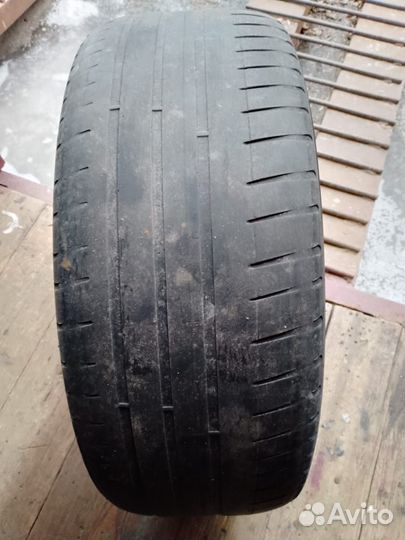 Michelin Pilot Sport 3 235/45 R18 98Y