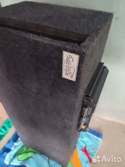 Продам сабвуфер