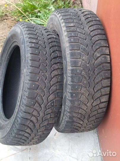 Bridgestone Blizzak Spike-01 195/65 R15 91T