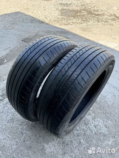 Bridgestone Dueler H/L 33A 235/55 R20