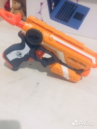 Nerf Firestrike elire