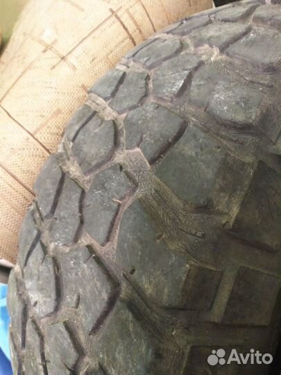 Bfgoodrich Mud-Terrain T/A KM2 265/75 R16